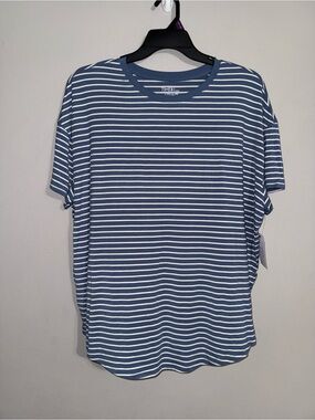Time and Tru Women’s Blue & White Stripe Crewneck Tunic Tee XXL (20)